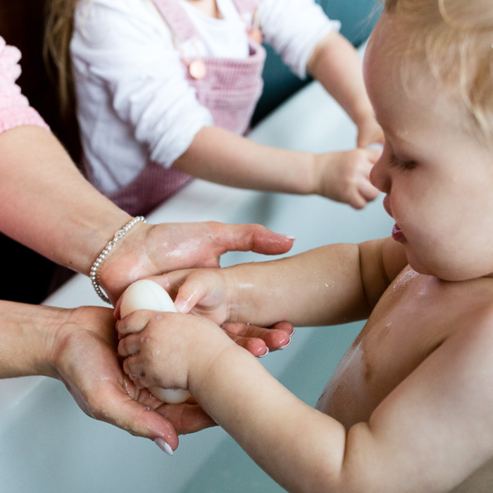 KOKOSO BABY muilas su kokosų aliejumi ir taukmedžio sviestu vaikams, 100 g.