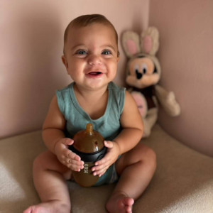 heorshe-silikoninis-buteliukas-kudikiui-juodas-240ml-anti-colic-sistema